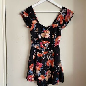 House of Harlow 1960 Black Floral Romper